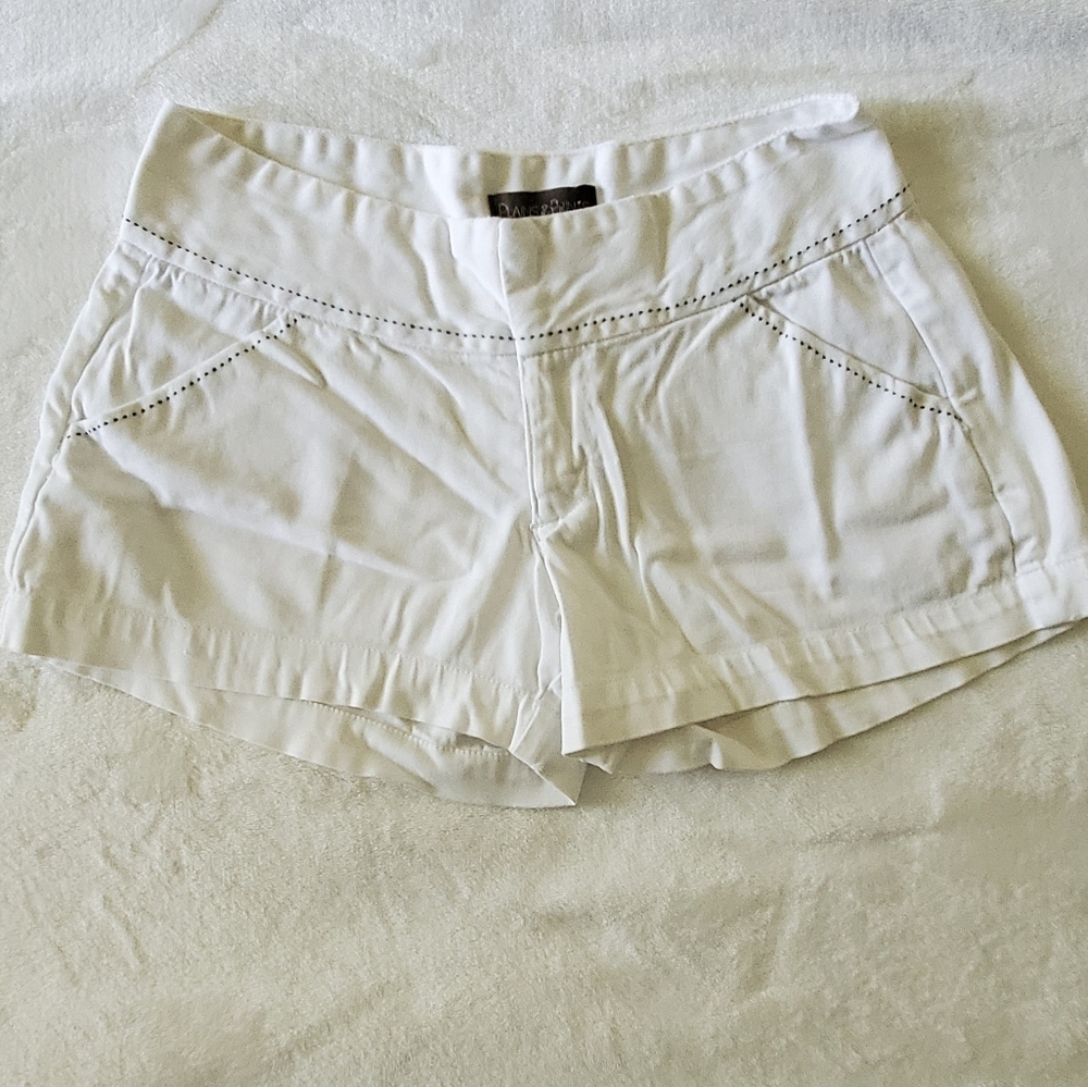 Plains & Prints White shorts
